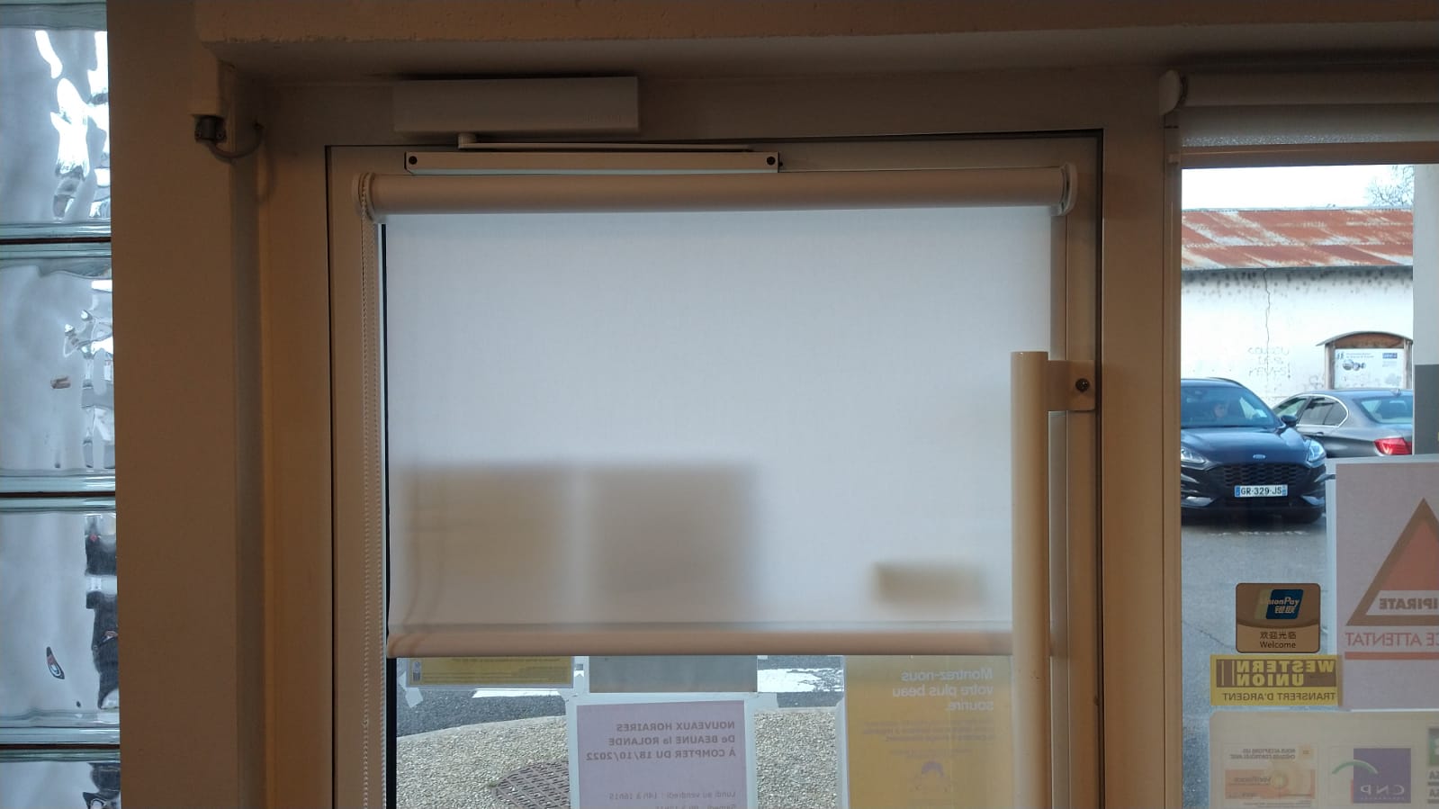 Kdc Flocage De Vehicule A Blois 45 Beaune La Rolande Store Poste Vinci